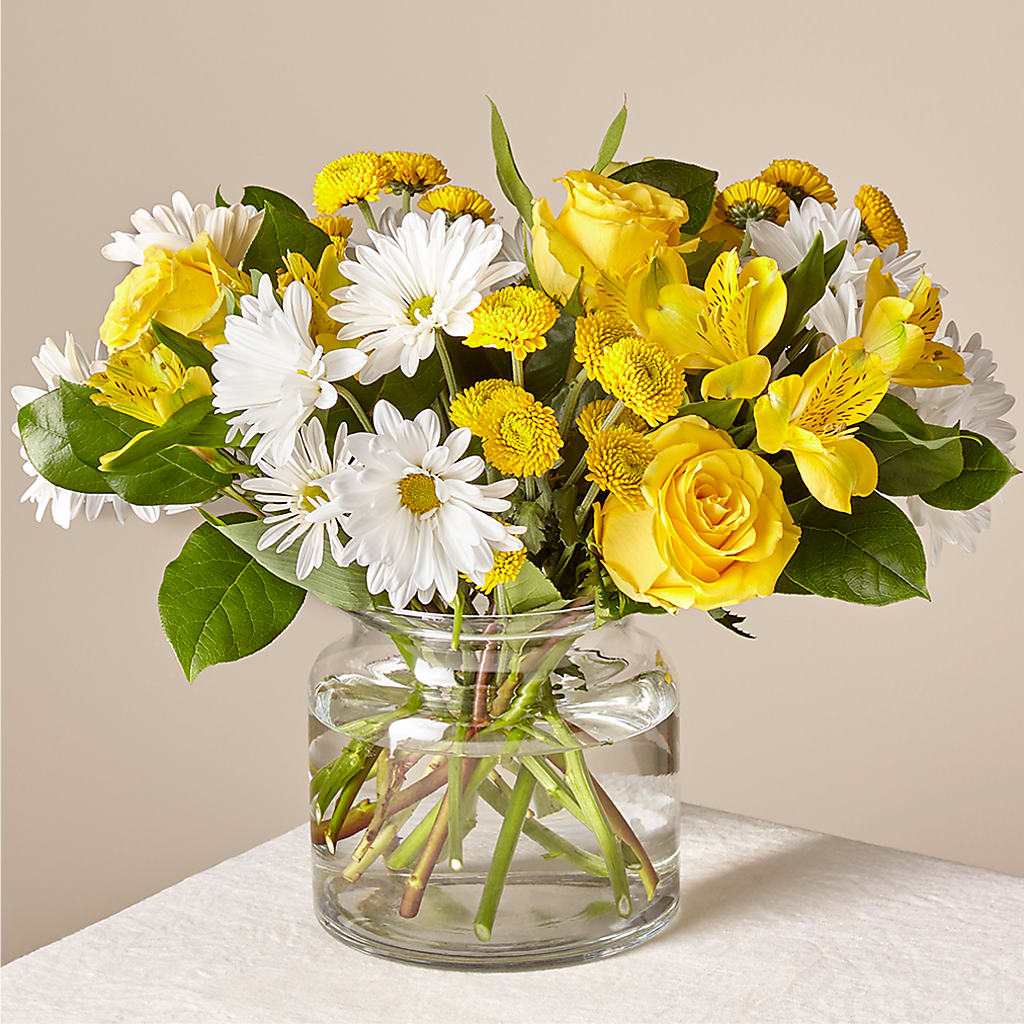 Sunny Sentiments Bouquet – Weatherford Florist, Weatherford TX