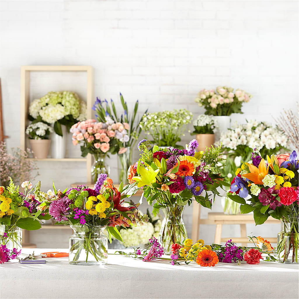 Bold & Bright – A Florist Original –  Weatherford Florist, Weatherford TX